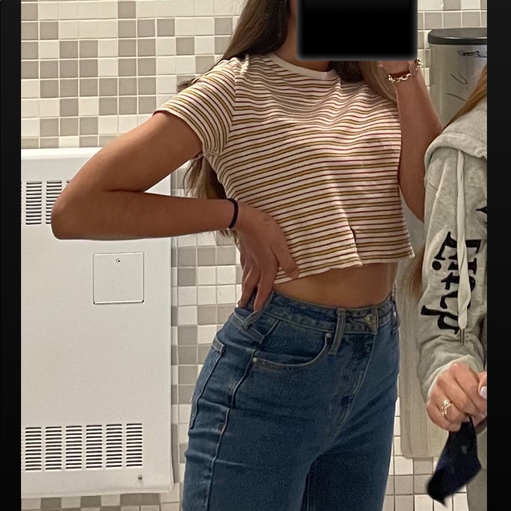 Brandy Melville Tee